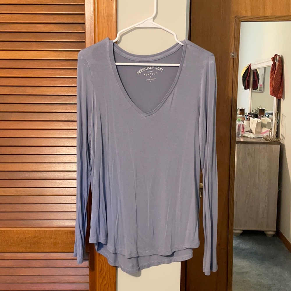 aeropostale light blue v neck long sleeve